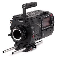 

Wooden Camera Unified Accessory Kit for Panasonic VariCam 35 Camera (Base), Includes 2x Top Plate, Baseplate, 2x 12" Rod, Top Handle