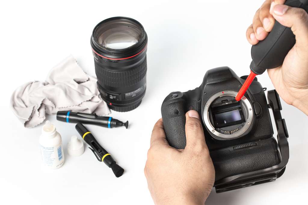 The Secret Of Effectively And Safely Cleaning Your Digital Camera ...