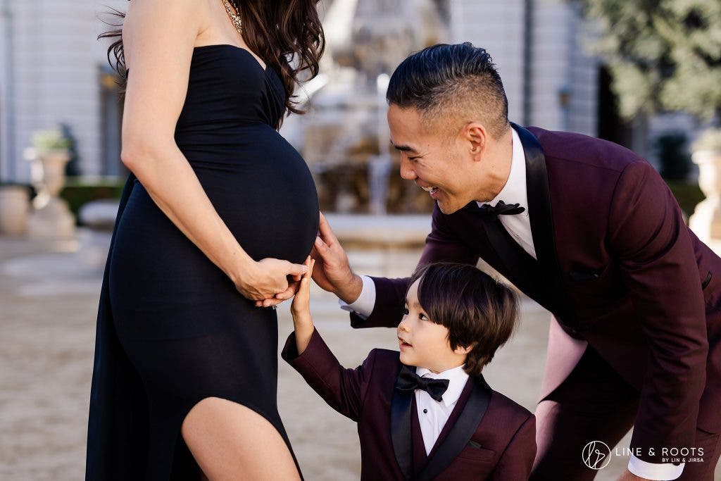 10 Maternity Picture Ideas and Tips - Adorama