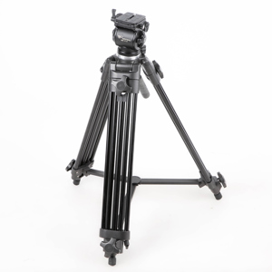 Used Weifeng Wf M Heavy Duty Video Tripod With Fluid Hydraulic Head Sku Vdtspwf