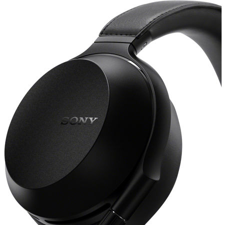 Sony MDR-Z7M2 Circumaural Closed-Back Headphones MDRZ7M2 - Adorama