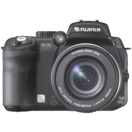 Fujifilm Finepix S9000 Digital Camera, 9.0 Megapixel, 10.7x Optical 