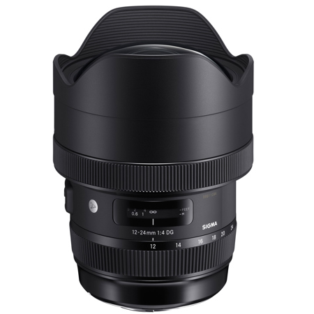 sigma wide angle zoom lens